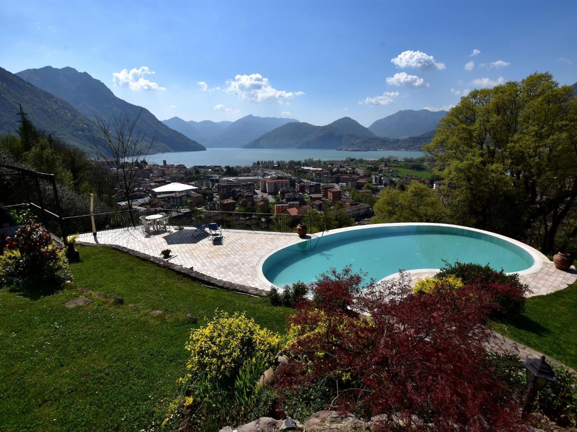 Villa In Pisogne With Pool Garden And Lake View エクステリア 写真