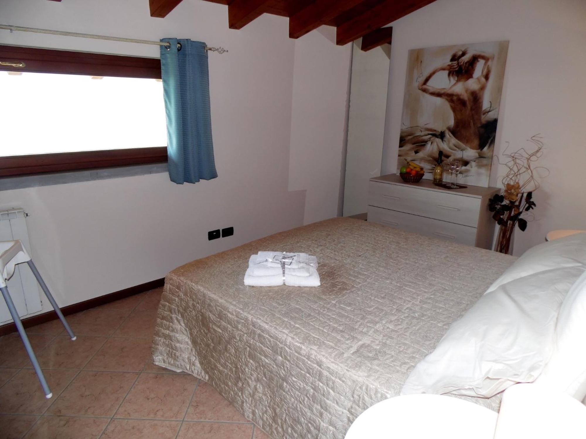Villa In Pisogne With Pool Garden And Lake View エクステリア 写真