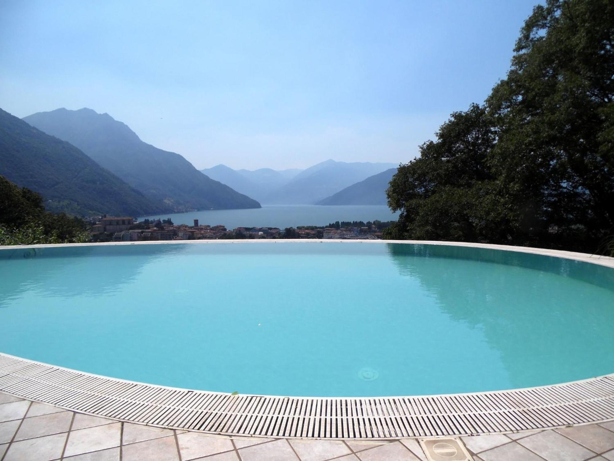 Villa In Pisogne With Pool Garden And Lake View エクステリア 写真