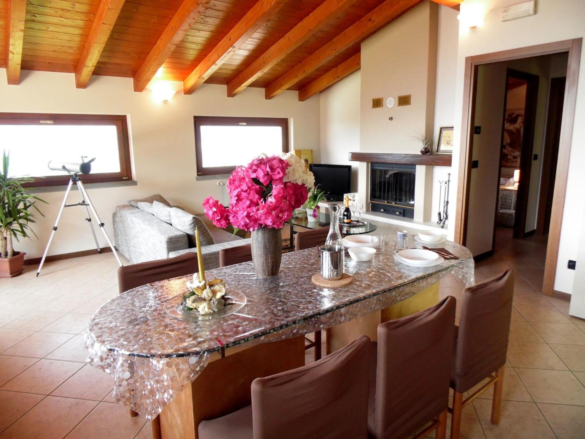 Villa In Pisogne With Pool Garden And Lake View エクステリア 写真