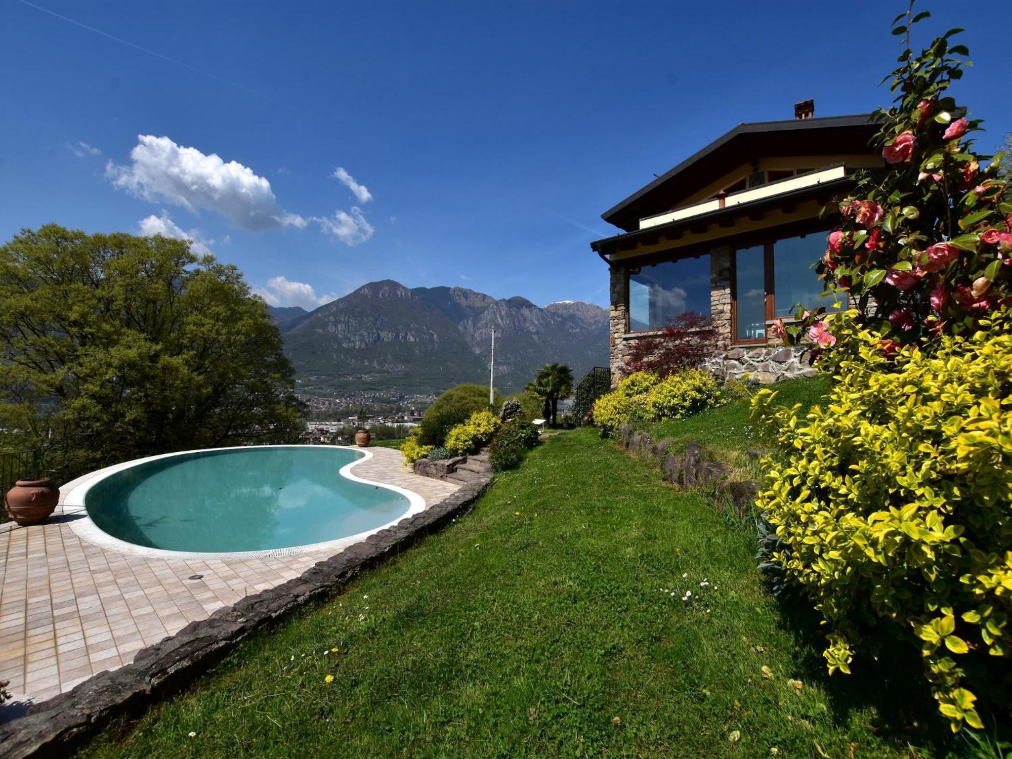 Villa In Pisogne With Pool Garden And Lake View エクステリア 写真